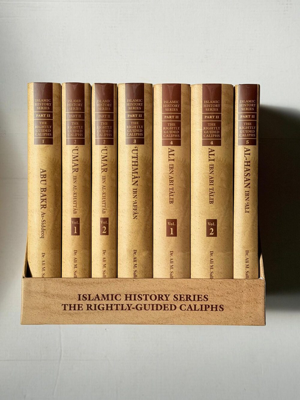 WhatsApp_Image_2026-04-24_at_3.20.00_PM_1__10715.1777041654 Islamic History Series (The Rightly-Guided Caliphs) - Bild 1